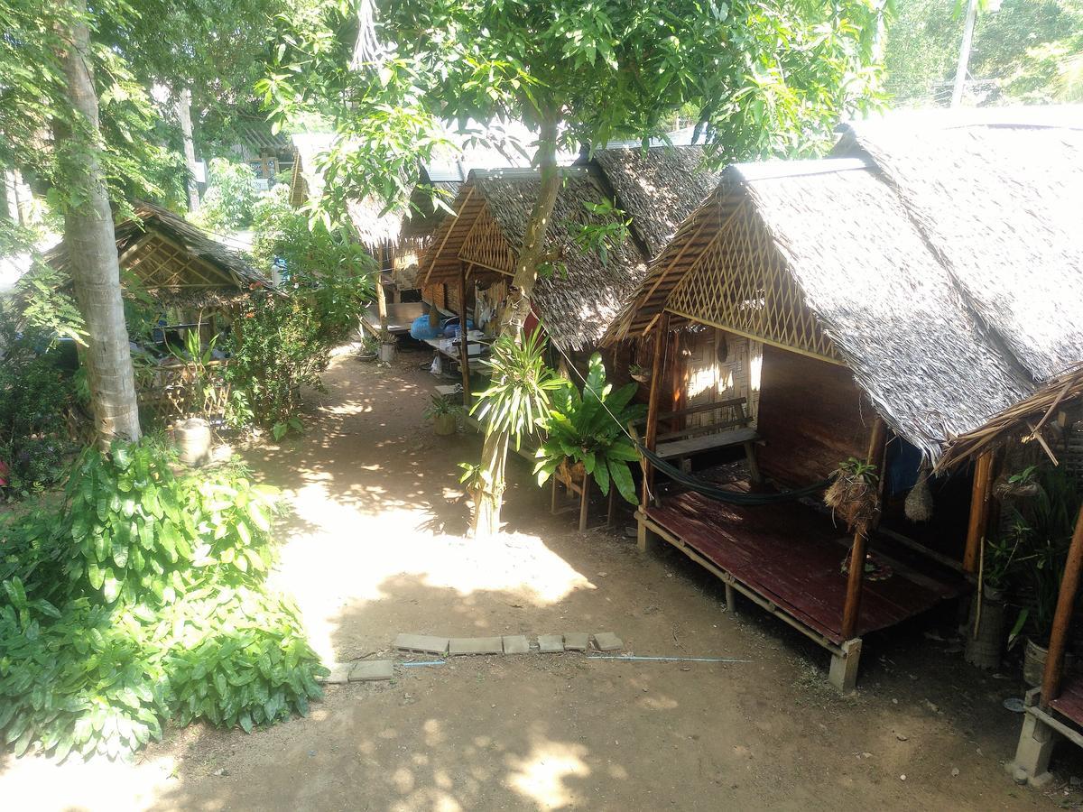 Easy Huts Hotel Koh Lanta Exterior photo